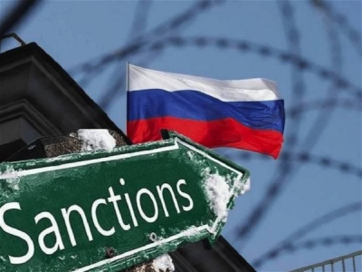 Qərbin sanksiyalarına görə Rusiya iqtisadiyyatını nə gözləyir? - "Bloomberg"