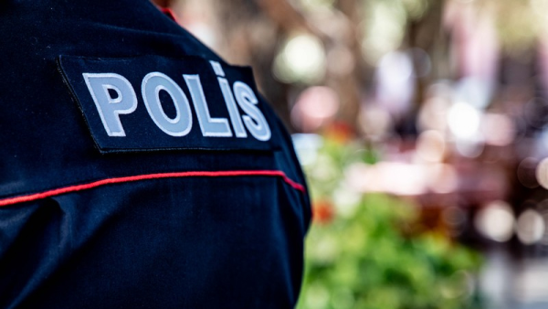 Azərbaycanda polis əməkdaşı özünü ehtiyatsızlıqdan öldürdü