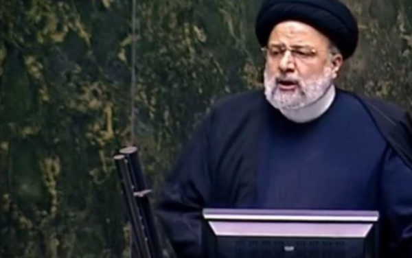 Vədinə xilaf çıxan İran prezidenti yenidən söz verdi - VİDEO