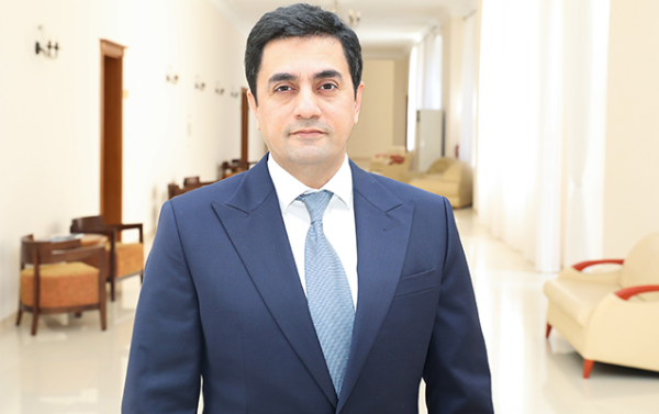 Səhiyyə nazirinə yeni müşavir təyin olunub