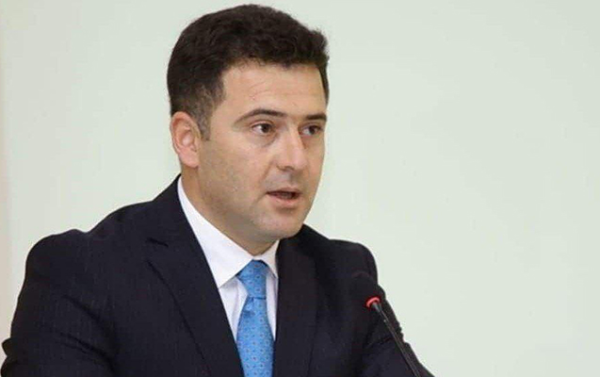 Təhsil İdarəsinin sabiq müdiri Rüfət Hacıyevə 8 il 6 ay azadlıqdan məhrum edilmə cəzası verilib-Məhkəmə qərarı