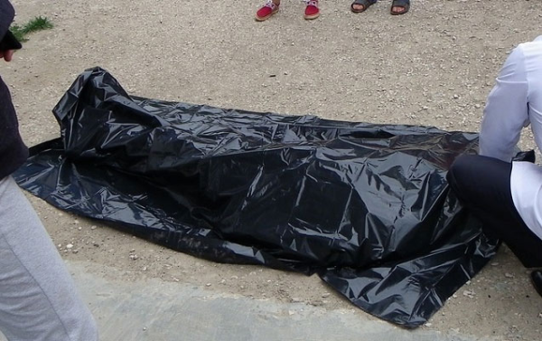 Qazaxda ölmüş şəxsin cansız bədəni qardaşının həyətində aşkarlanıb