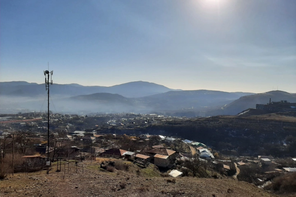 Ermənilər Azərbaycan kəndində söküntü aparır
